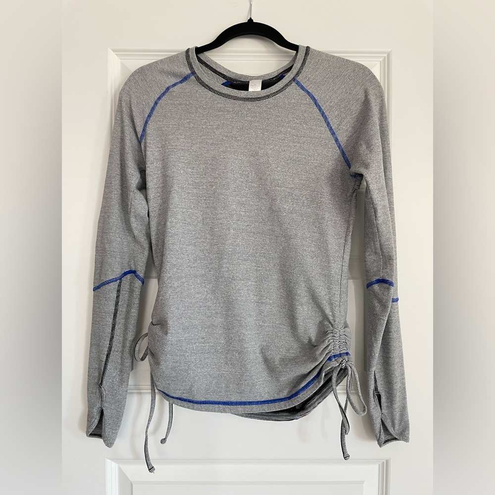 Lucy Athletic Grey Long Sleeve Top Size M